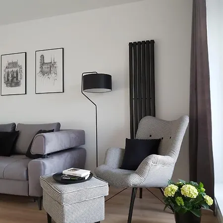 150 Zaspa Vvita Z Prywatnym Ogrodem I Tarasem