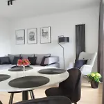 150 Zaspa Vvita Apartment