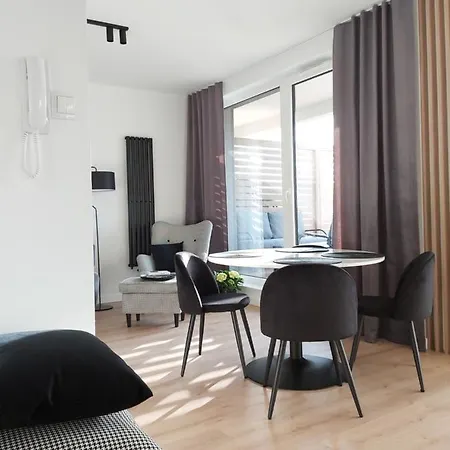 Apartment 150 Zaspa Vvita Z Ogrodem I Tarasem