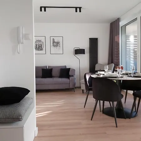 Apartment 150 Zaspa Vvita Z Ogrodem I Tarasem